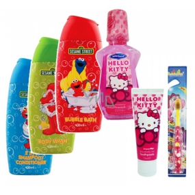 Sesame Street 2in1 shampoo and conditioner 400 ml + shower gel 400 ml + bath foam 400 ml + Hello Kitty toothpaste 75 ml + Hello Kitty mouthwash 275 ml, cosmetic set
