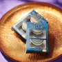 Essence Golden Days Ahead false eyelashes 01 Focus On The Gold! 1 pair