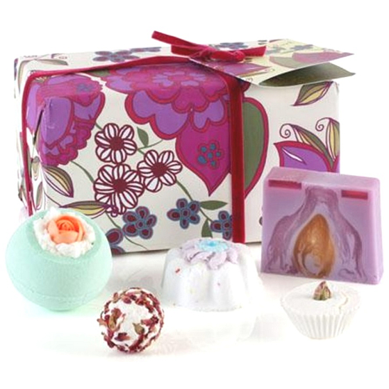 Bomb Cosmetics Velvet vintage - Vintage Velvet ballistic 2 x 160 g + ball 30 g + basket 30 g + soap 100 g, cosmetic set